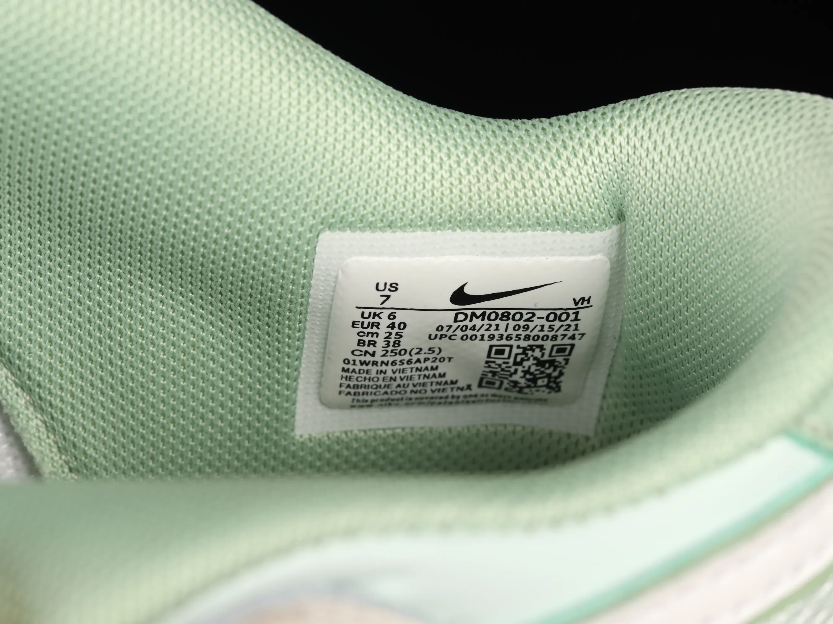 All categories Nk SB Dunk series Nk SB Dunk Low low-top skate shoes Nk Dunk Scrap stitching low-top skate shoes DM0802-001